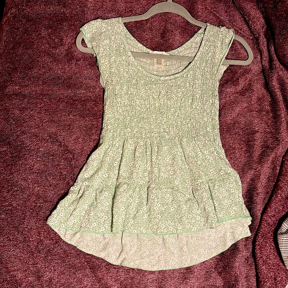 Urban Romantics Green Floral Top Size Small